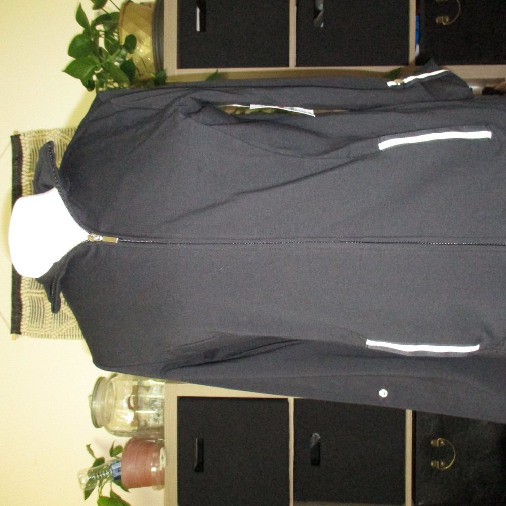 jacket - Picture 2 of 6
